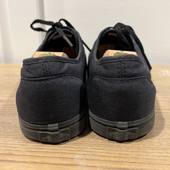 Vans Low Tops size 11 - Picture 3 of 5